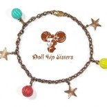 Doll up Sisters - Titel Doll up Sisters - Titel