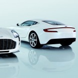 Aston Martin und Buben & Zörweg Object of Time One-77